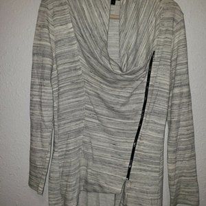 MM MM MM Offset Sweater Hi Low - EUC